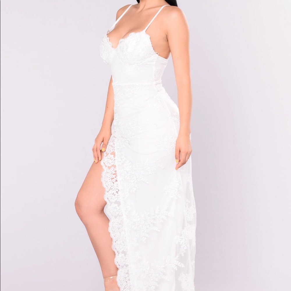 White lace fashion nova dress